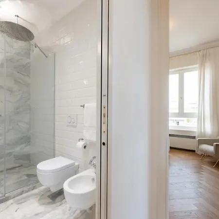 Moderna Casa Di Design Milanese Di Meta Secolo