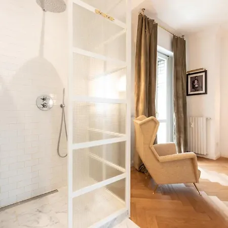 Moderna Casa Di Design Milanese Di Meta Secolo