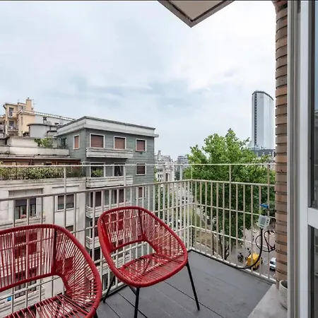 Апартаменты Moderna Casa Di Design Milanese Di Meta Secolo Милан