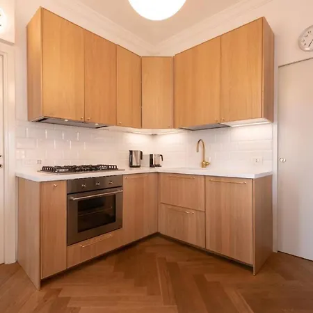 Апартаменты Moderna Casa Di Design Milanese Di Meta Secolo *